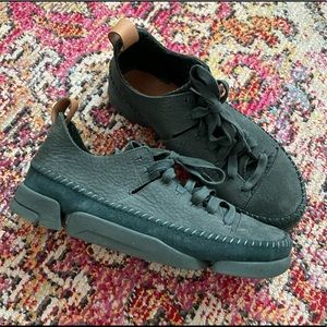 Clarks forest green suede sneakers